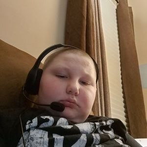 Meet your Posher, Hunter